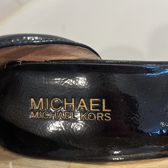 Michael Kors Patent Leather Peep Toe Woven Wedge Heel Shoes - Picture 3 of 12